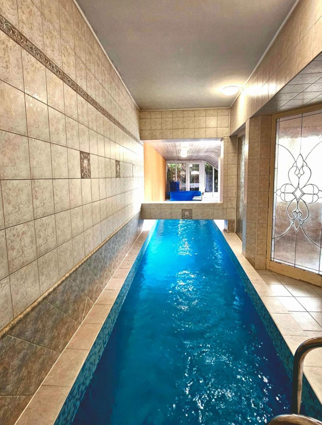 Villa Wellness Boedapest Buitenkant foto